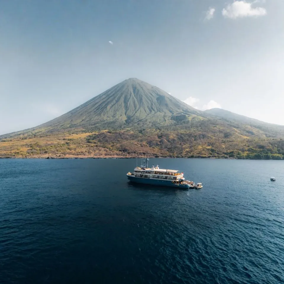 Kudanil Explorer, 50 m Expedition Yacht - Ex Safety Standby Vessel, 8 cabins for 16 guests